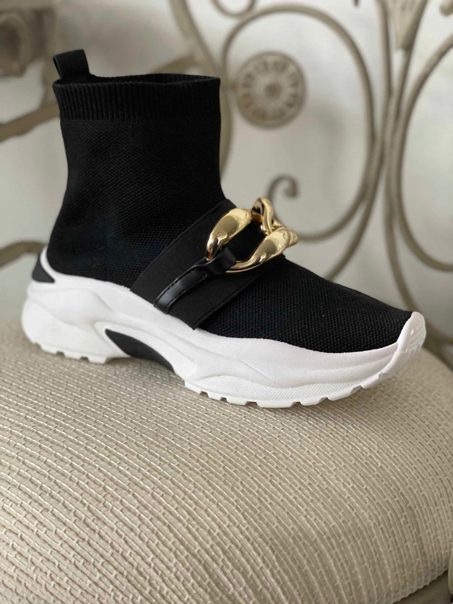 Sort sneakers / LIVA K