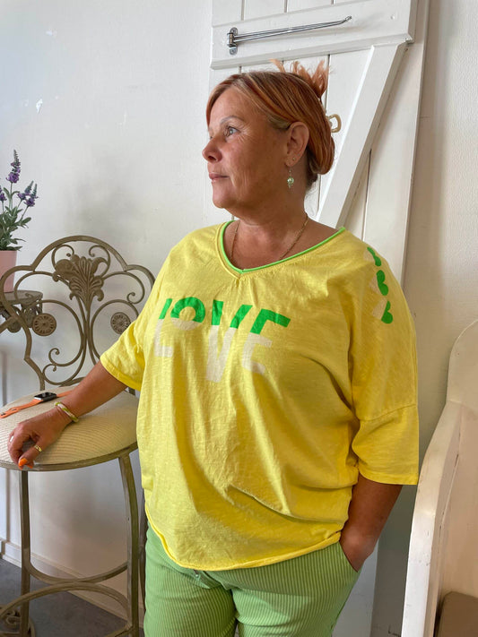 LOVE t-shirt/ LIVA K