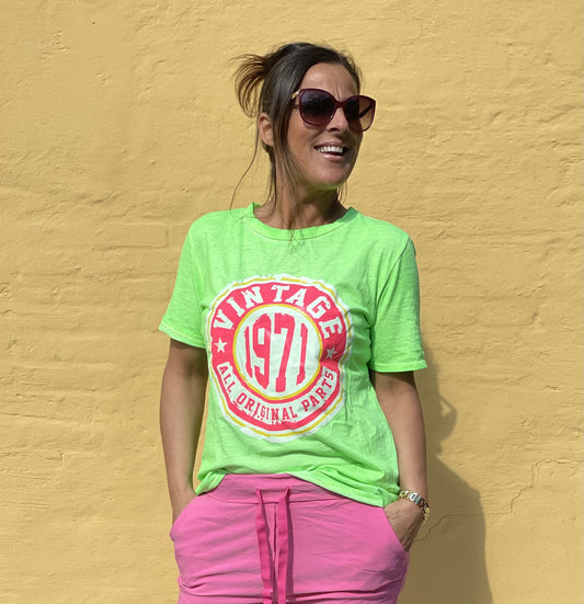 BOHO LOVE NEON TEE GRØN