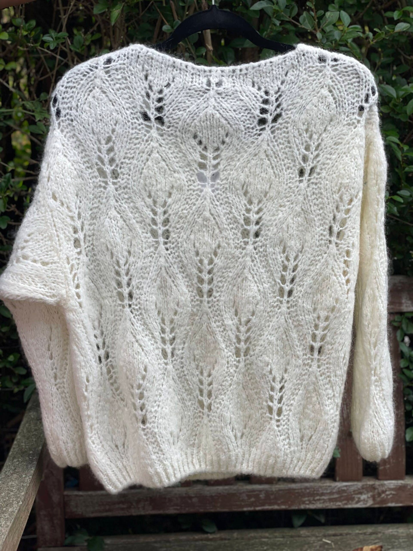 Iben Sweater / LIVA K